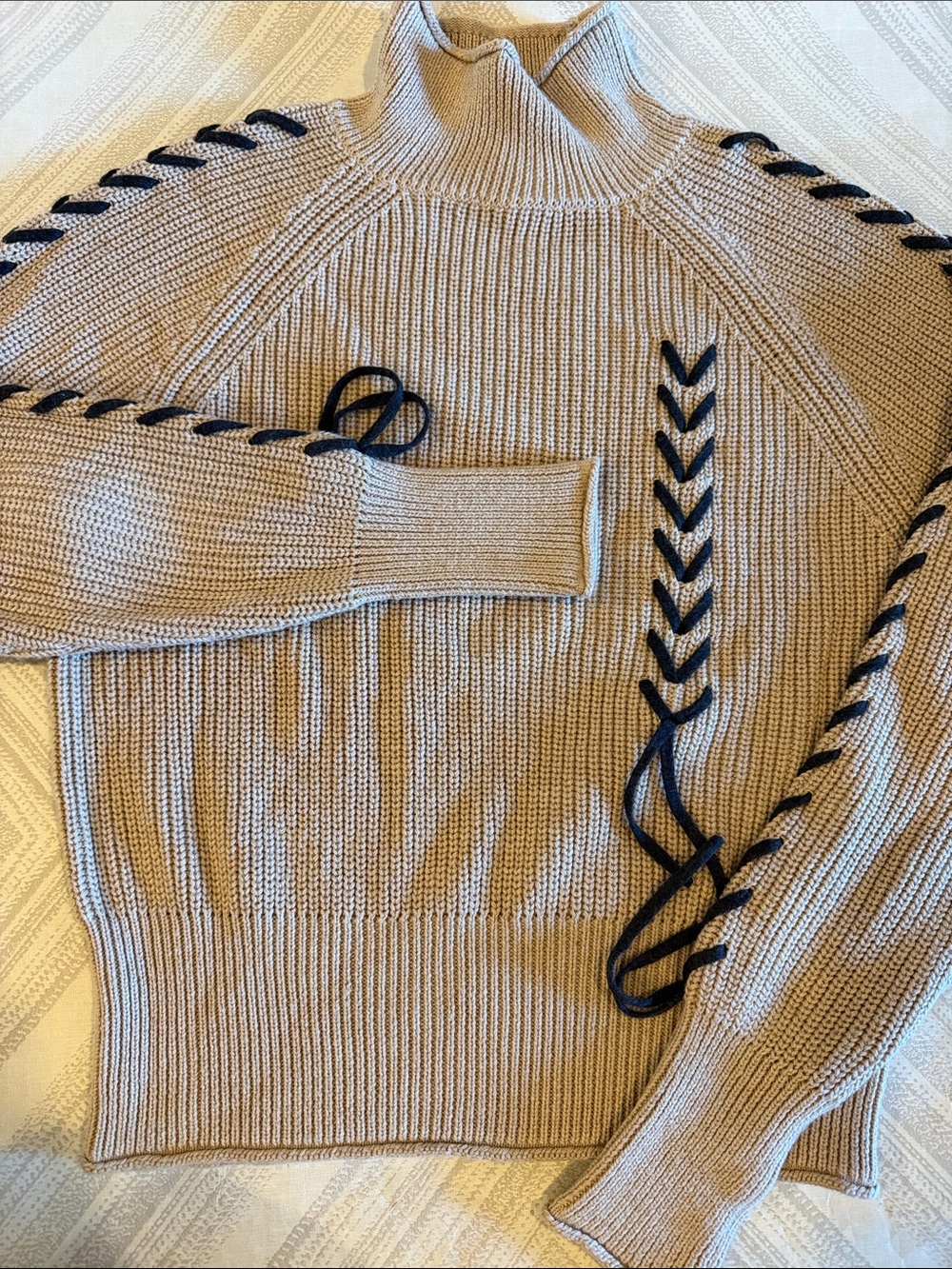 Wisper Women’s Medium Tan & Black Lace-Up Turtleneck Sweater